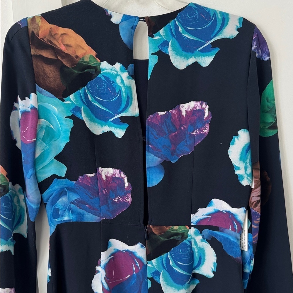 NWT Aritzia Babaton Maxwell Midi Dress in Blue Floral Size 4 - Picture 7 of 14